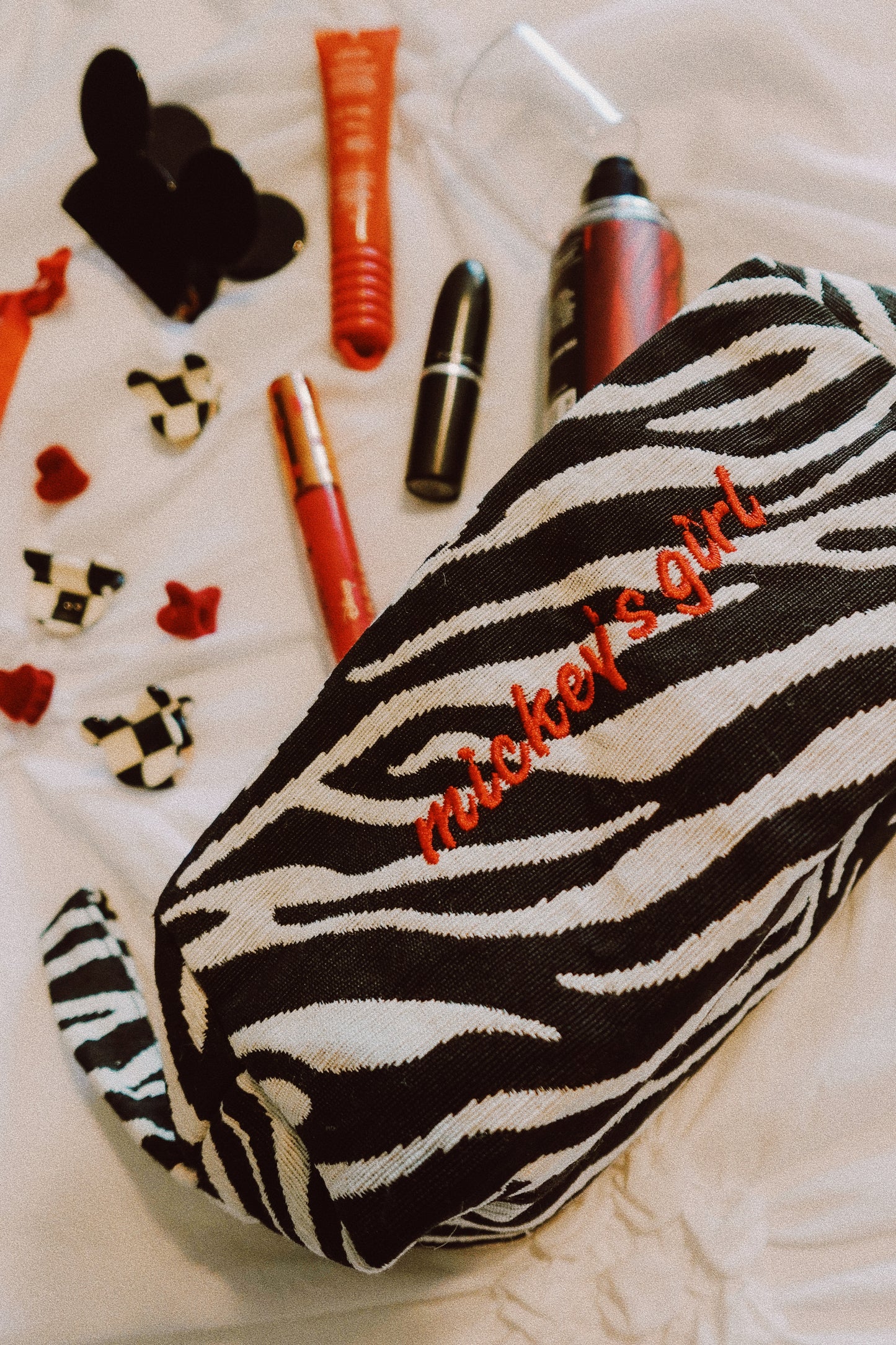 MCKY'S GRL Zebra Pouch